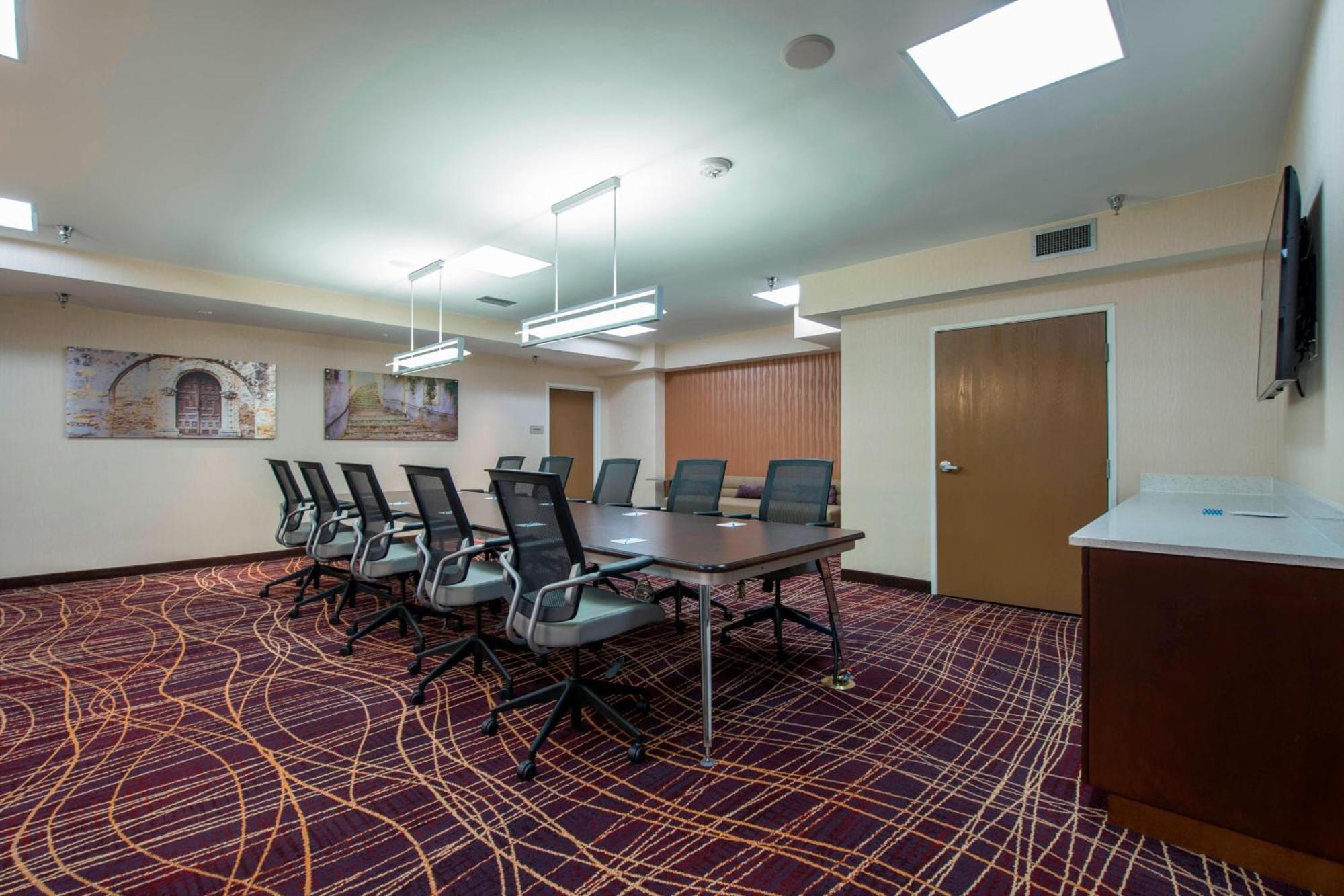 Springhill By Marriott Downtown-riverwalk Area Hotel 3*